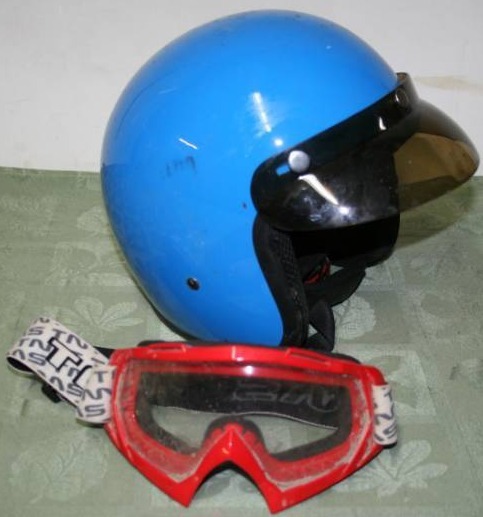 lot 141 image: HCI Helmet and Goggles