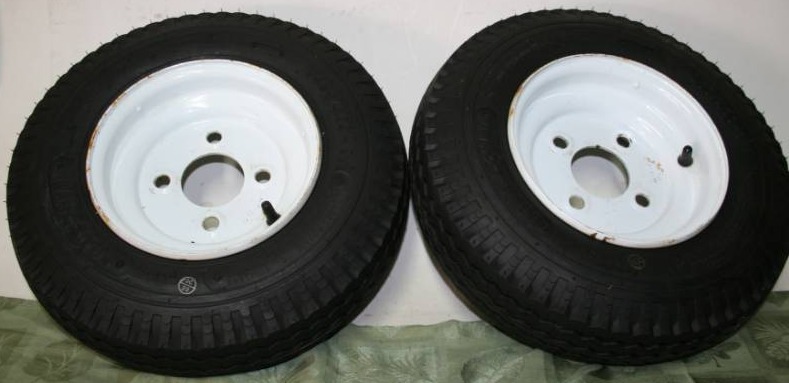 lot 195 image: Trailer Tires on Rims