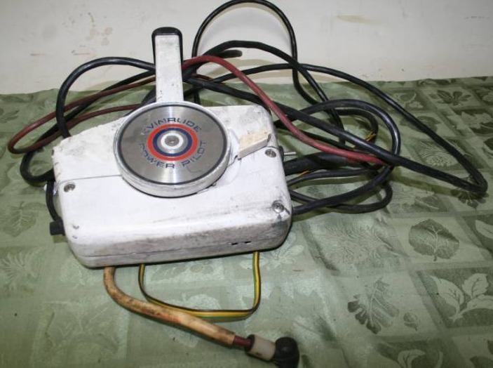 lot 231 image: Boat Throttle