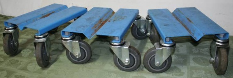 lot 291 image: Snowmobile Dollies