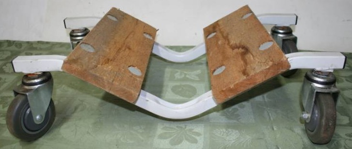 lot 294 image: Personal Watercraft Dolly