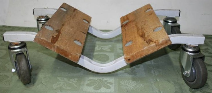 lot 295 image: Personal Watercraft Dolly