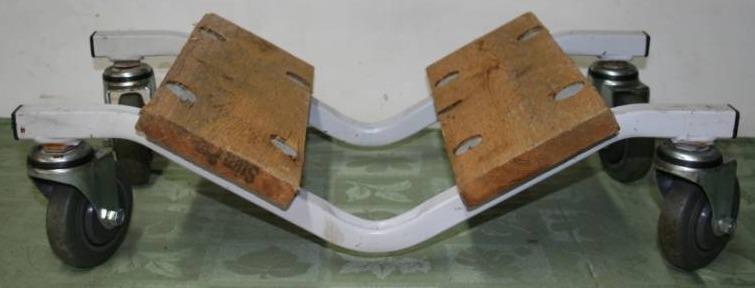 lot 296 image: Personal Watercraft Dolly