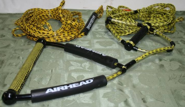 lot 330 image: Water Sport Tow Rope