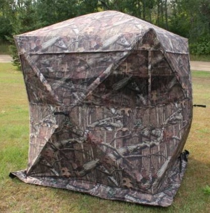 lot 369 image: Deer Blind