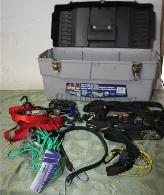 lot 381 image: Misc Straps and Bungees