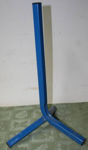 lot 409 image: Trailer Stand