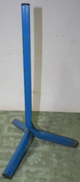 lot 416 image: Trailer Stand