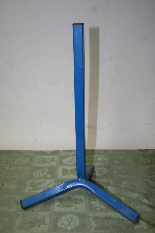 lot 417 image: Trailer Stand