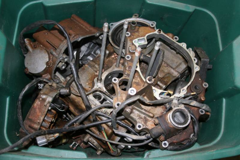 lot 449 image: Misc Engine Parts