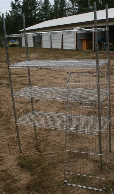 lot 454 image: Wire Shelf