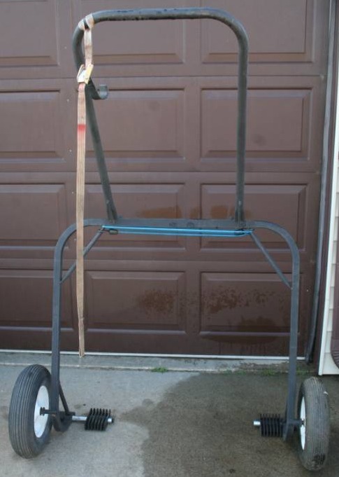 lot 464 image: Snowmobile Dolly