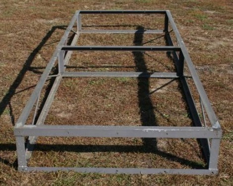 lot 473 image: Aluminum Dock Section