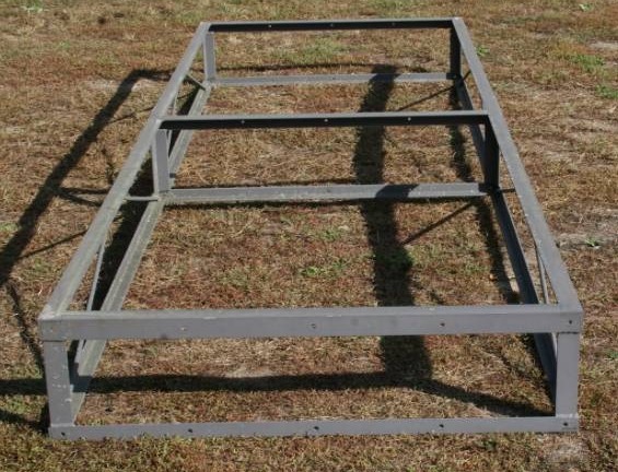 lot 474 image: Aluminum Dock Section