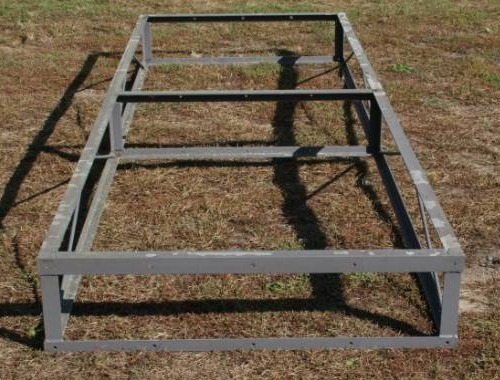 lot 476 image: Aluminum Dock Section