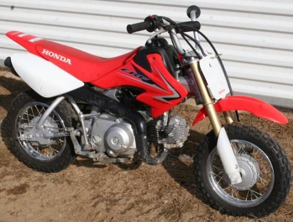 lot 17 image: 2009 Honda CRF50F Dirtbike