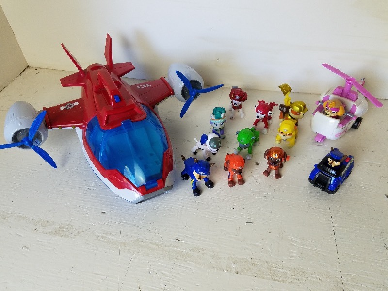 lot 30 image: Paw Patrol Figures and Vehicles