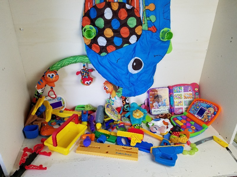 lot 40 image: Lot of toys Disney Doc McStuffins Tools and other stuff