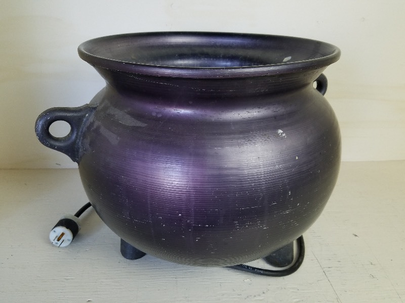 lot 43 image: Halloween Mist Maker