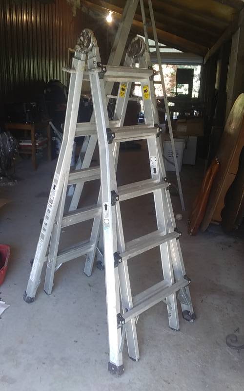 lot 16 image: Cosco Worlds Greatest Multi-Use Ladder System 21 Feet