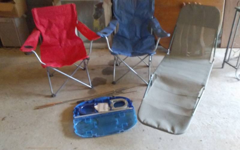 lot 45 image: Camp Chairs, Chaise Lounge, Horse Shoe Game Set, Marshmallow Roasters