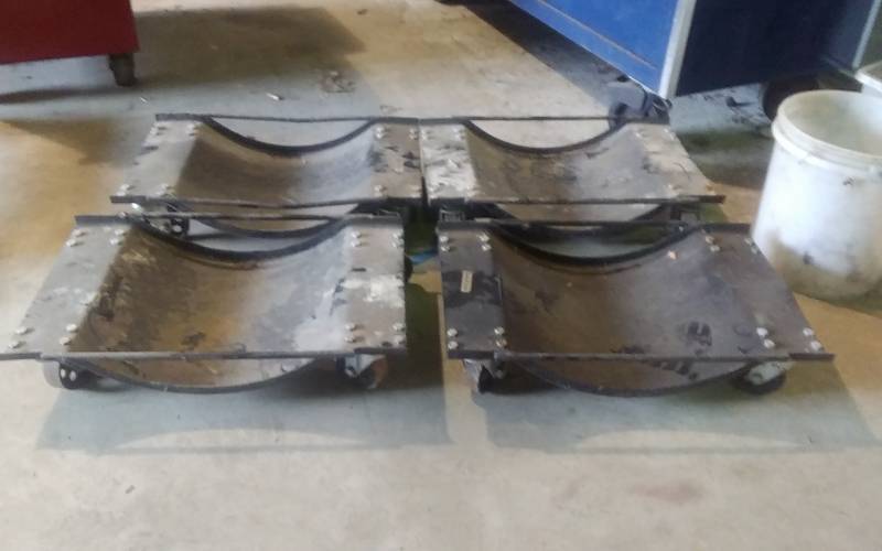 lot 53 image: Set Of 4 Heavy Duty Car Dollys