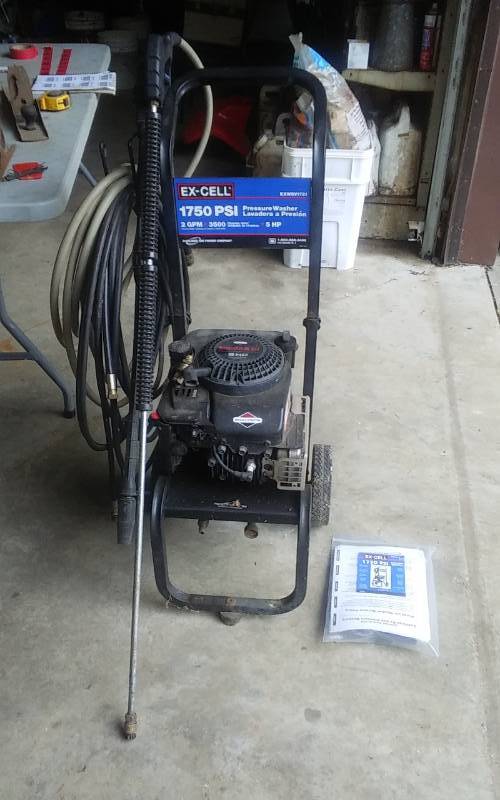 lot 62 image: Ex-Cell Briggs & Stratton  Quantam XM 5 Hp. Pressure Washer, 1750 PSI, With Manual