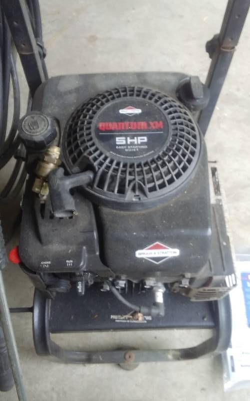 Ex-Cell Briggs & Stratton Quantam XM 5 Hp. Pressure Washer, 1750 PSI ...