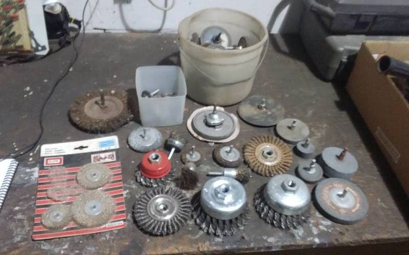 lot 108 image: Lot Of Wire Wheels & Grinding Wheels