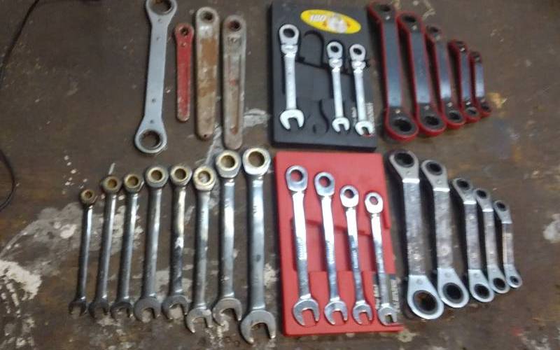 lot 119 image: Lot Of Ratchet Wrench Sets, (Standard & Metric)