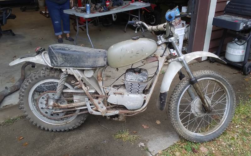 lot 166 image: Vintage Gray OSSA Off-Highway Motorcycle With Extra Tire (NO TITLE, NOT STREET LEGAL, PARTS ONLY)