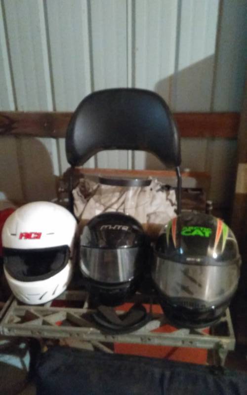lot 171 image: Snowmobile Cover, 3-Helmets