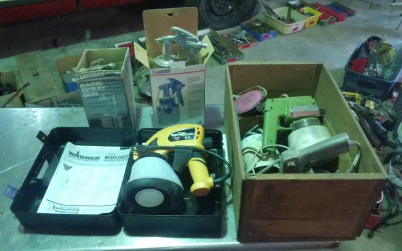 lot 193 image: Lot Of Assorted Paint Sprayers
