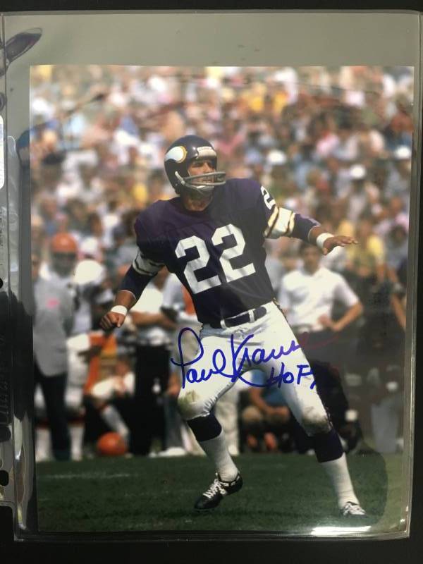 lot 69 image: Minnesota Vikings - Paul Krause Autographed 8 x 10