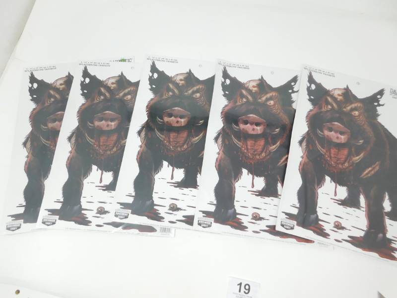lot 19 image: Forty Darkotic Splattering Smokehouse Targets