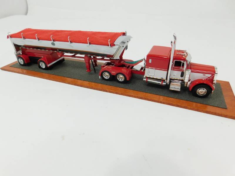 lot 58 image: Die Cast Promotions DCP High Quality Die Cast Replicas