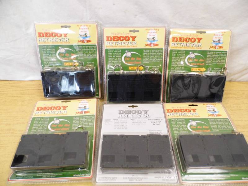 Lot of 6 Decory Retrievers