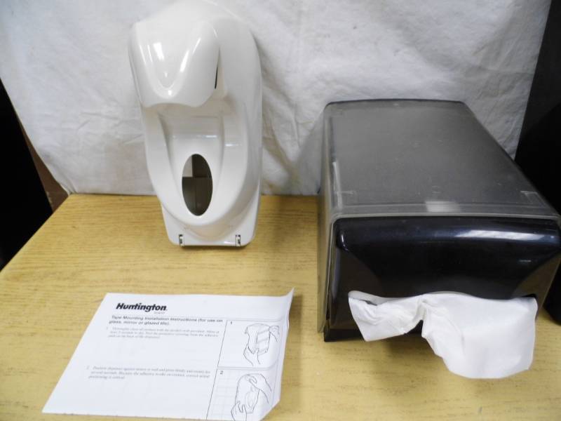 Paper Towel Dispenser - Napkin Dispenser