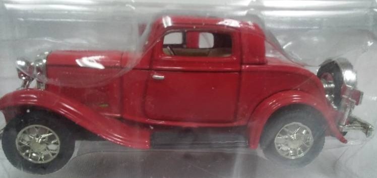lot 155 image: 30s Ford Roadster and pick up.