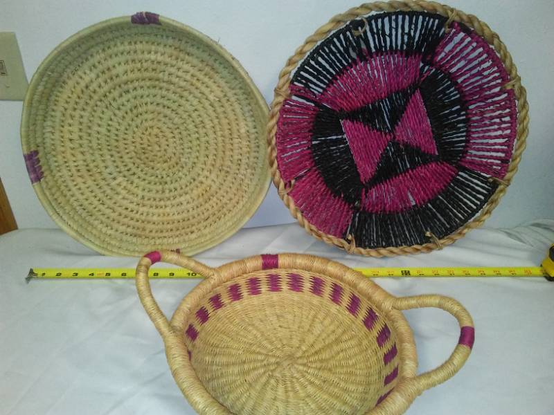 lot 160 image: 3 beautiful baskets