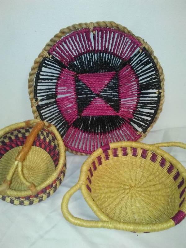 lot 162 image: 3 baskets,