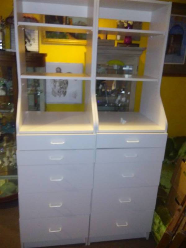 lot 210 image: Large shelving drawer unit, 3 pieces. Nice condition