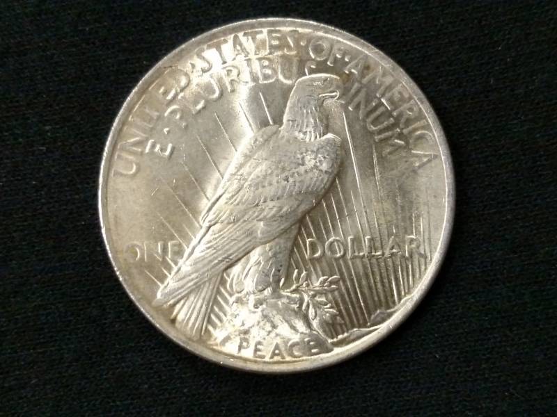 1922 Mint State  Peace Silver Doll...
