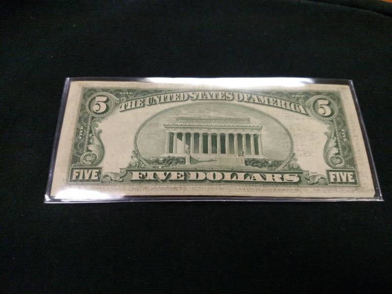1953 B Five Dollars Red Seal Note...