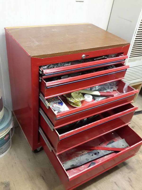 lot 72 image: All American 5 Drawer Tool Chest with Everything Inside