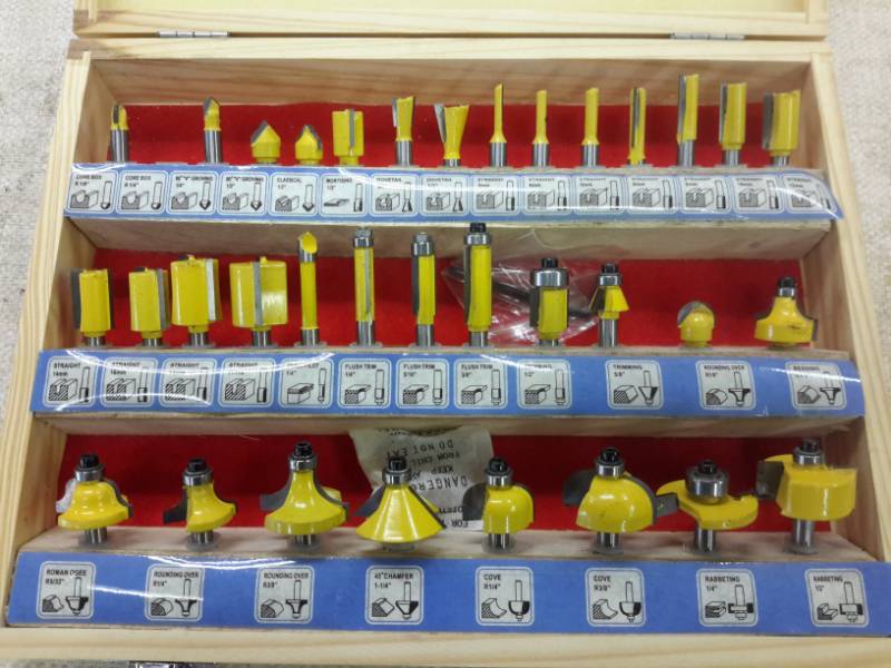 lot 27 image: Router Bit Set, Please See Close-Ups