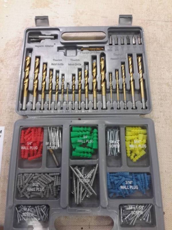 lot 29 image: Titanium Metal, Wood, and Masonry Drill Bits and More