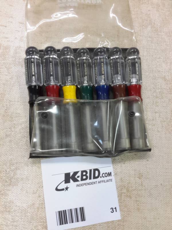 lot 31 image: Craftsman Nutdriver Set
