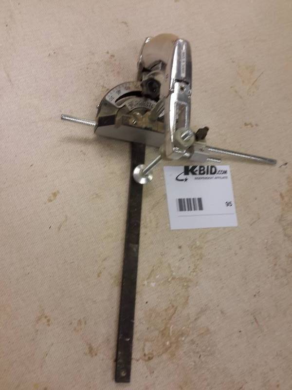 lot 95 image: Woodstock International Clamping Miter Gague