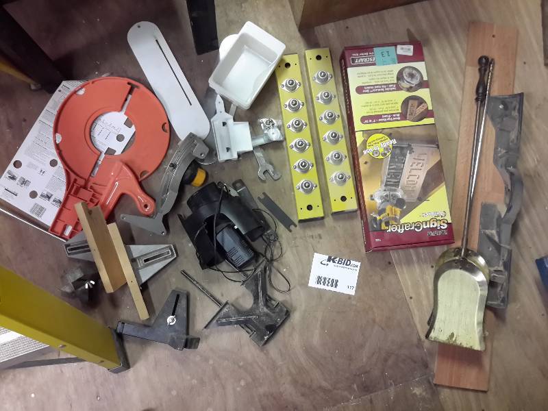 lot 117 image: Lot of miscellaneous Shop Items